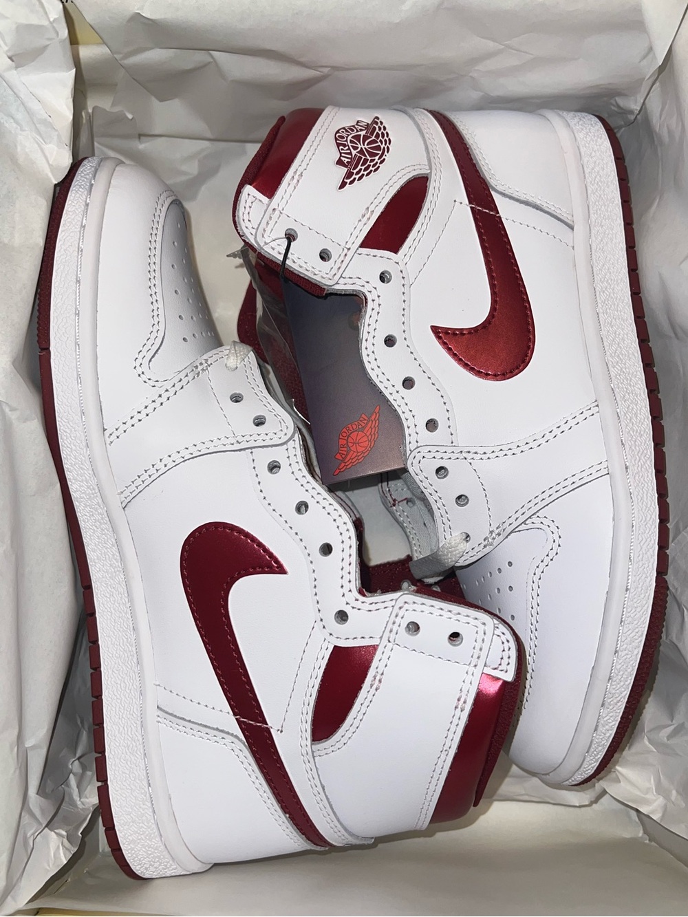 Nike Men's Air 1 Retro High Og "Metallic" Sneakers Size 8
